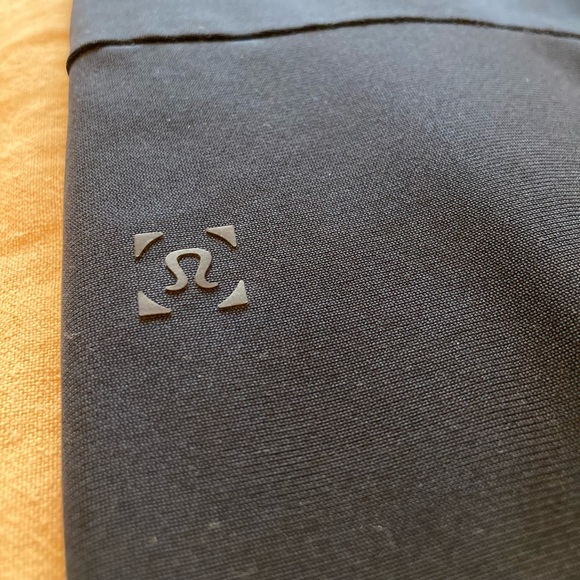 Lululemon ABC Joggers Shorter XS Blue 28” Inseam Warpstreme Sweatpants - Picture 4 of 7